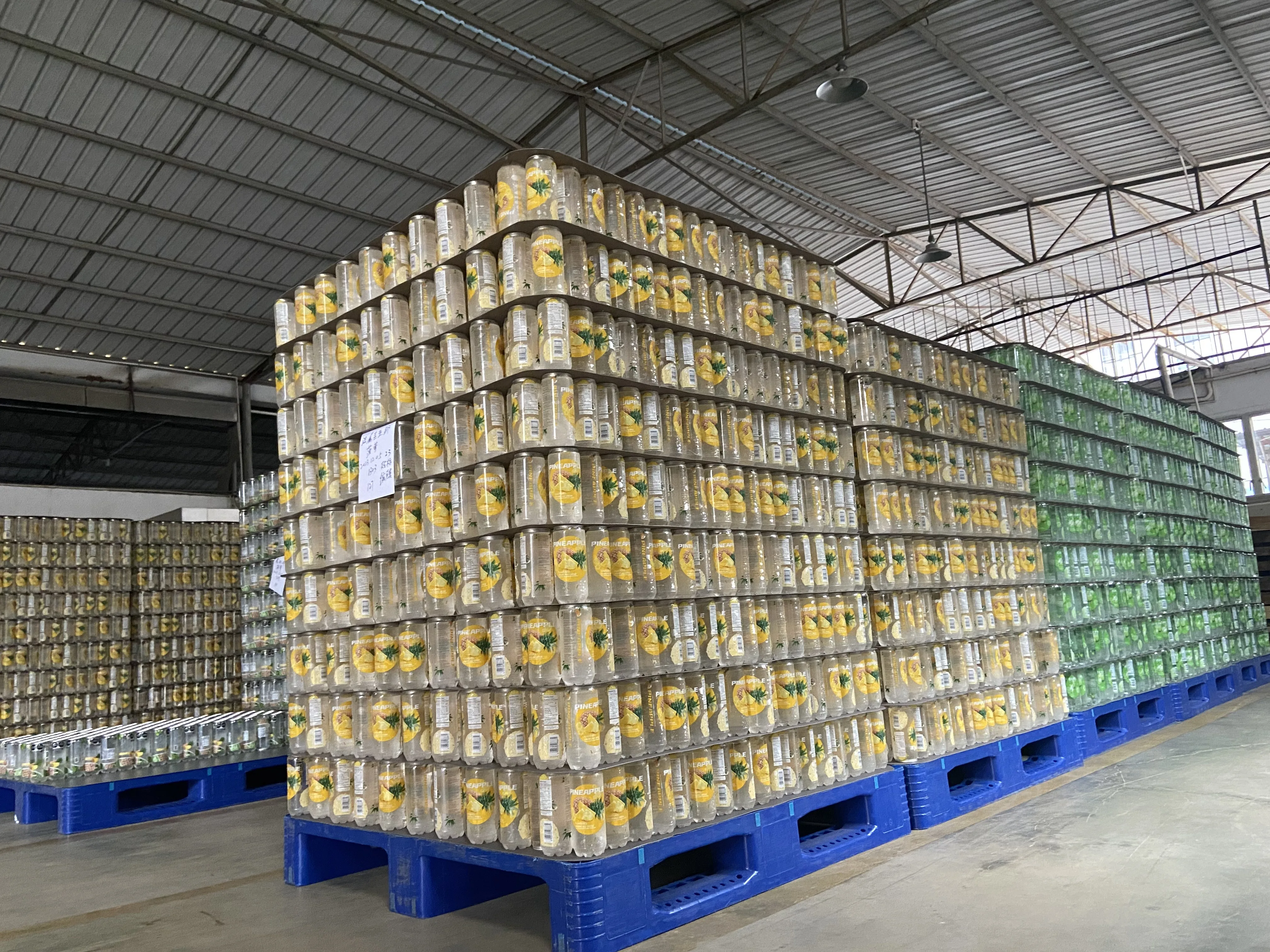 Private Label Carbonated Drinks China Xiamen 350ml PET CAN Fruit Flavor Sparkling Drinks Korean Drinks Normal 6 % Brix From CN