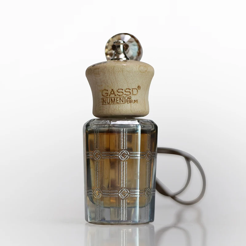 Hanging Car Perfume Glass Bottle Essential Oil Diffuser hot selling Aromatherapy Car Air Freshener