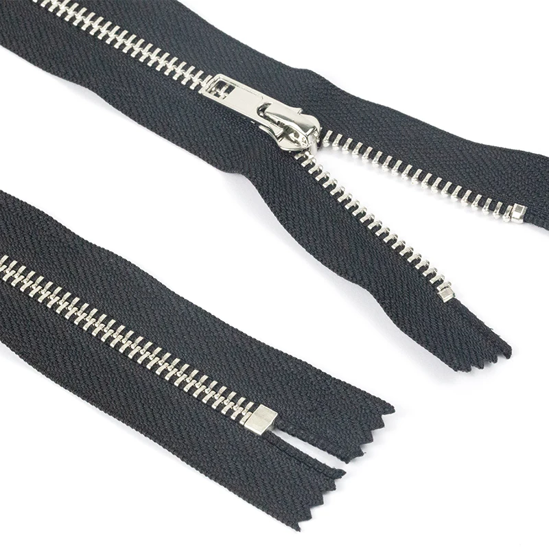 Wholesale Zip 3# 5# 8# Long Chain Close-end Custom Size Black Color Tape Metal Zipper For Clothing