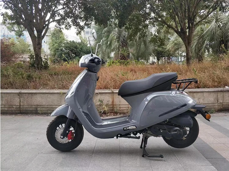 Hot Selling Cheap Price Fs 50 Cc 125cc Scooter Gas Powered  Scooter Motorcy epa eec clecertificate