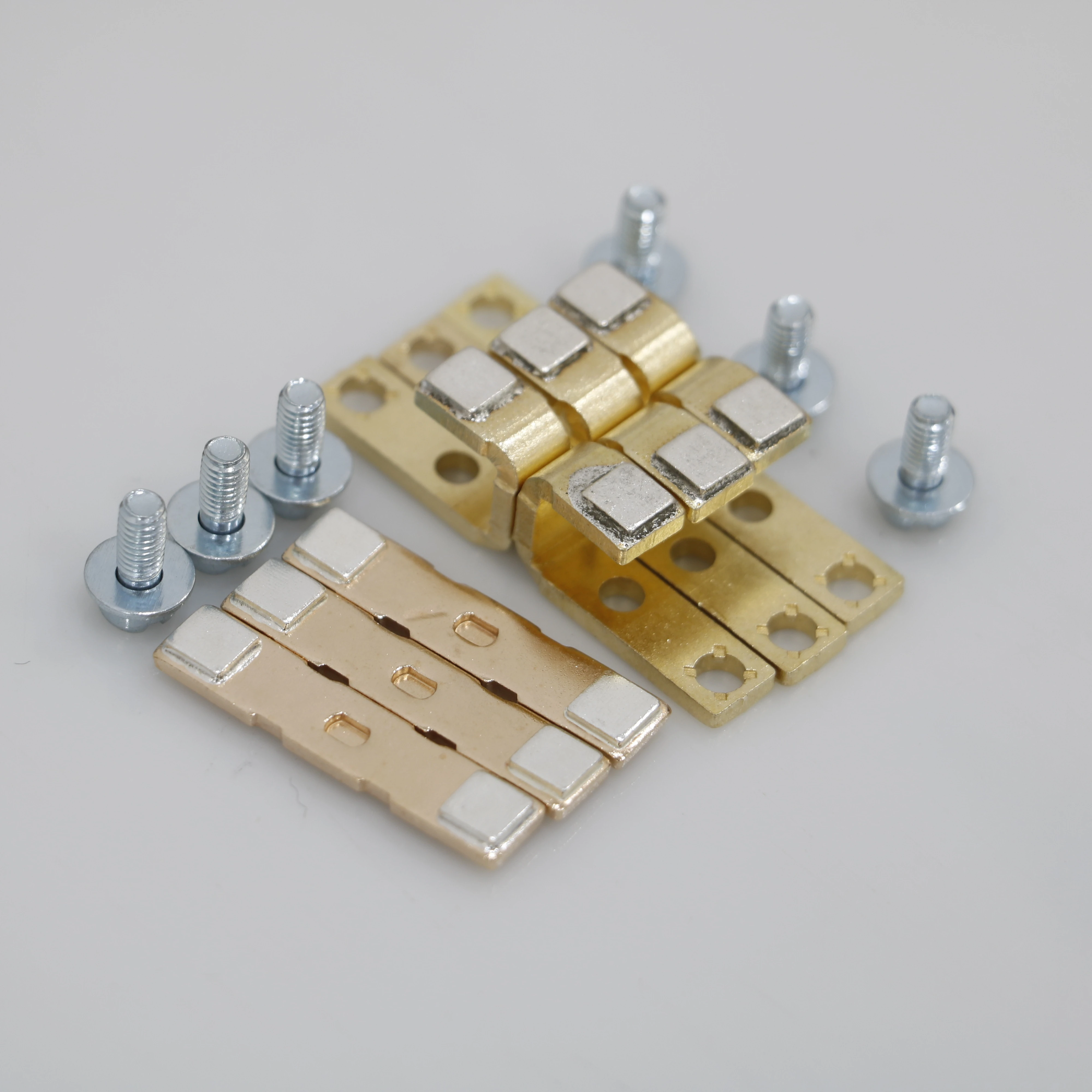 Siemens AC/DC contactors 3RT1044/1045/3RT5044/5035/5045 Accessories contactor contacts are suitable for 3RT10/3RT5 series.