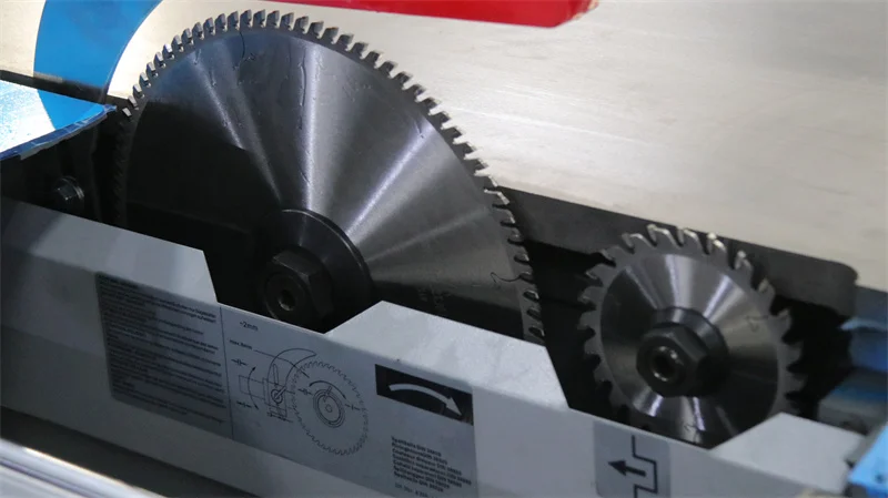 45 degree Standard configuration woodworking machine panel saw sliding table saw mdf and solid wood panel cutting saw automatic