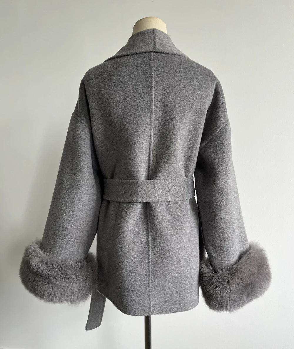 QC23050 New Arrival High Quality Cashmere Wool Cardigan Coat With Detachable Fox Fur Cuffs