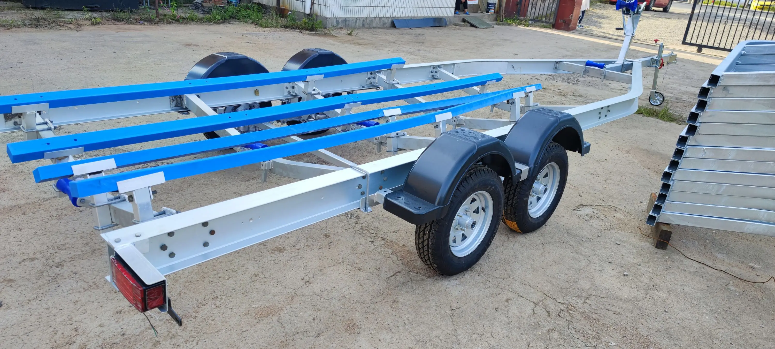 27ft  tandem axle poly bunks torsion axles aluminum boat trailer