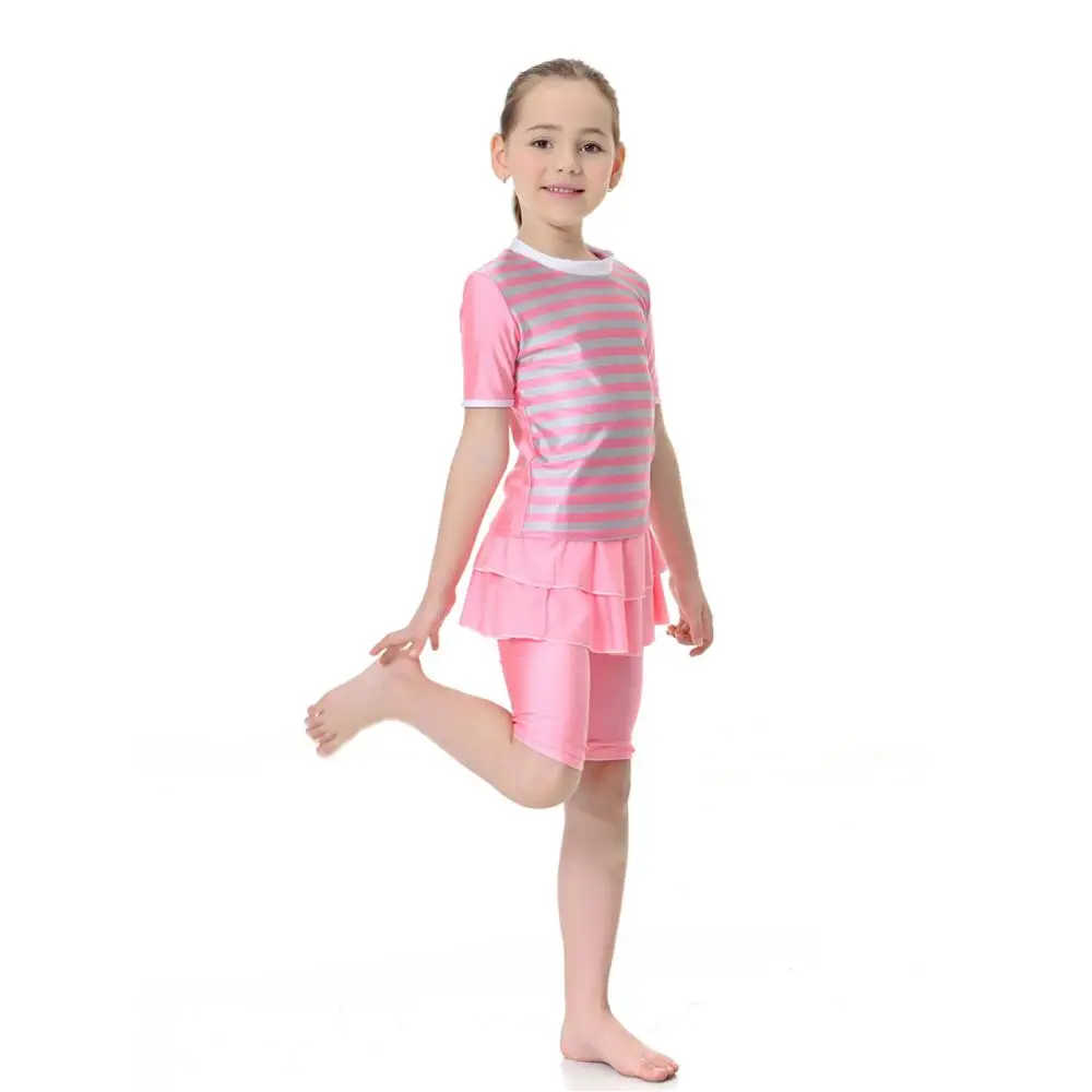 Hot selling Muslim Swimwear Islamic Children Two Pieces Short Sleeve Swimsuits Arab Beach Wear Swimming Sports Suits Burkinis
