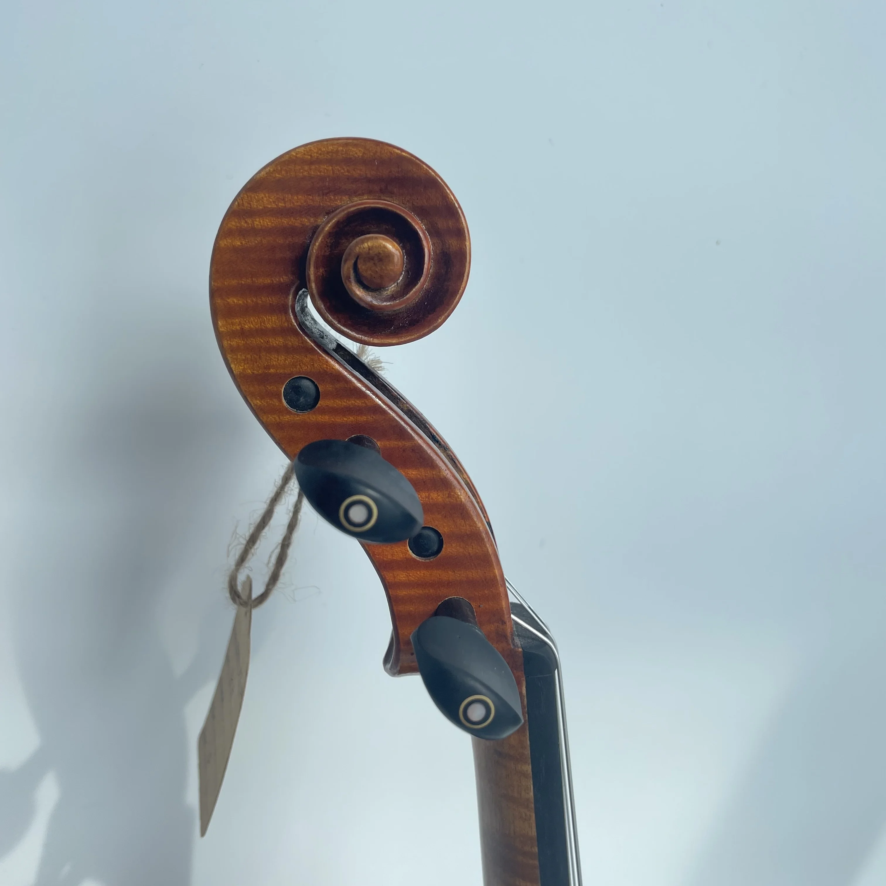 Лидер продаж с фабрики улучшенная скрипка 4/4 по низкой цене Профессиональная деревянная ручной работы на заказ