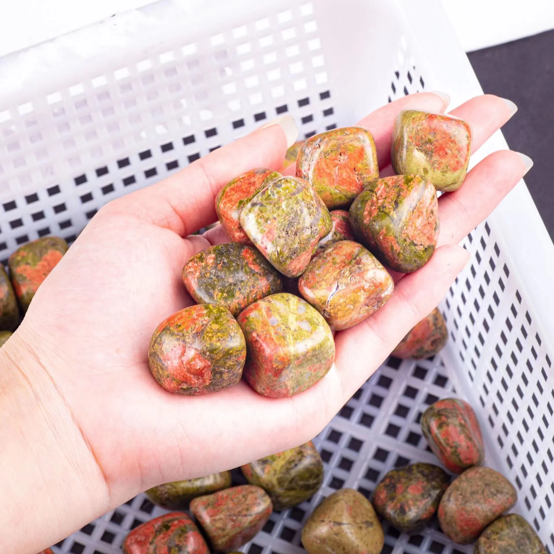 Wholesale natural rose quartz amethyst tumble crystal rough polished landscape decoration stone