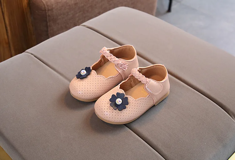 Hao Baby Spring Autumn New Floret Pearl Soft Bottom Non-slip Leather Baby Walker Shoes