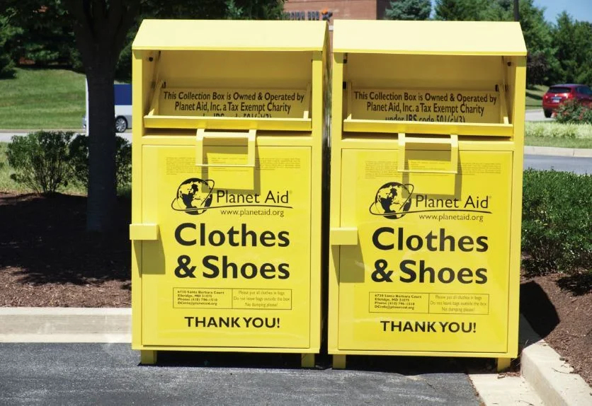 Customized Used Clothes Collection Banks Standing Metal Donate Recycle Bin donation drop box