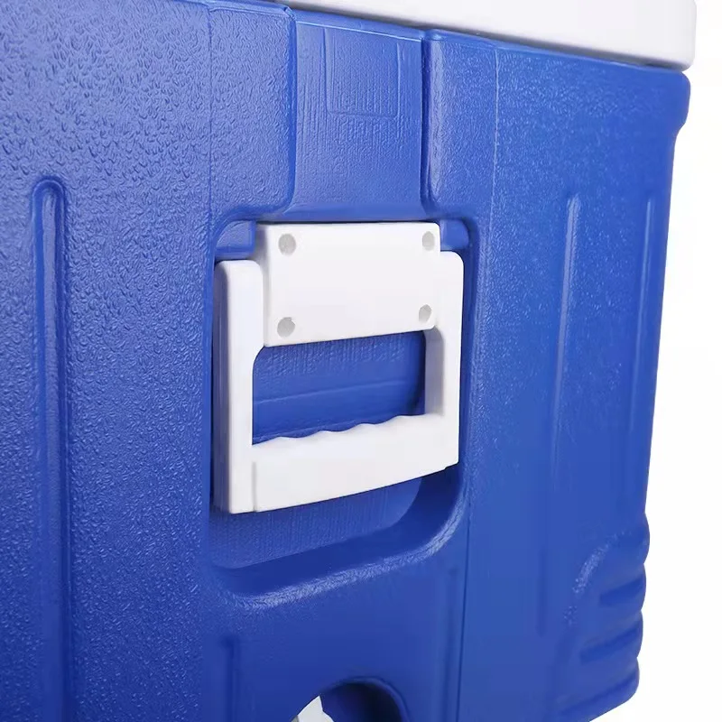 factory wholesale 30L 2-8 degree plastic foam cooler box and temperature display insulated rotomolded cooler