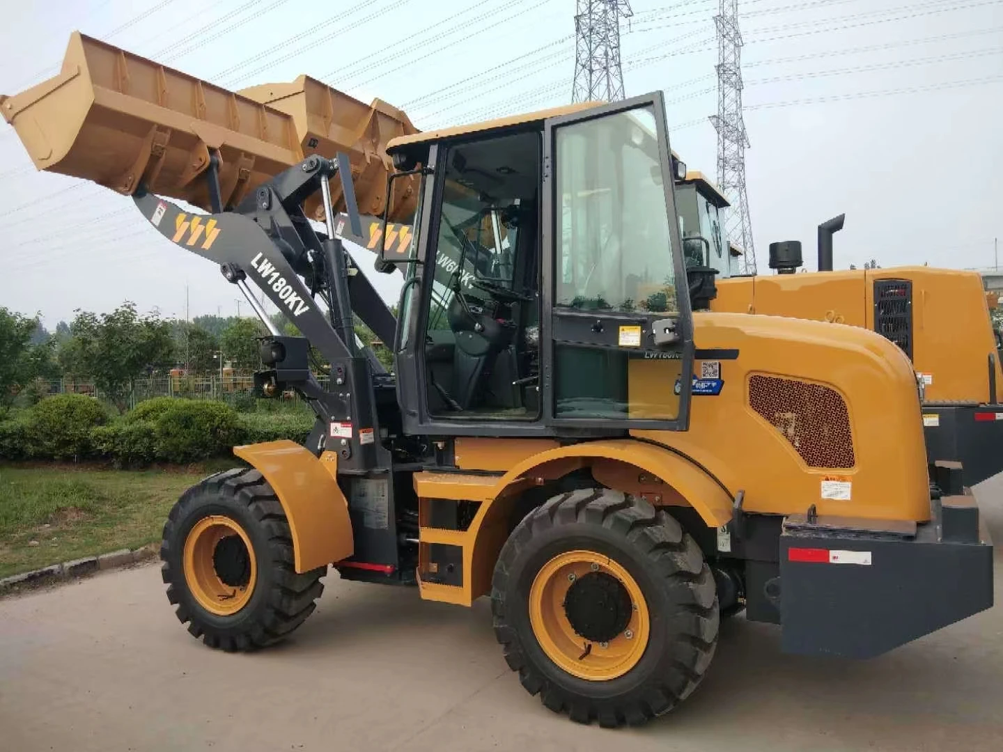 Robust and Compact LW180KV Loader with 1.8 - ton Capacity for Small - scale Construction Projects