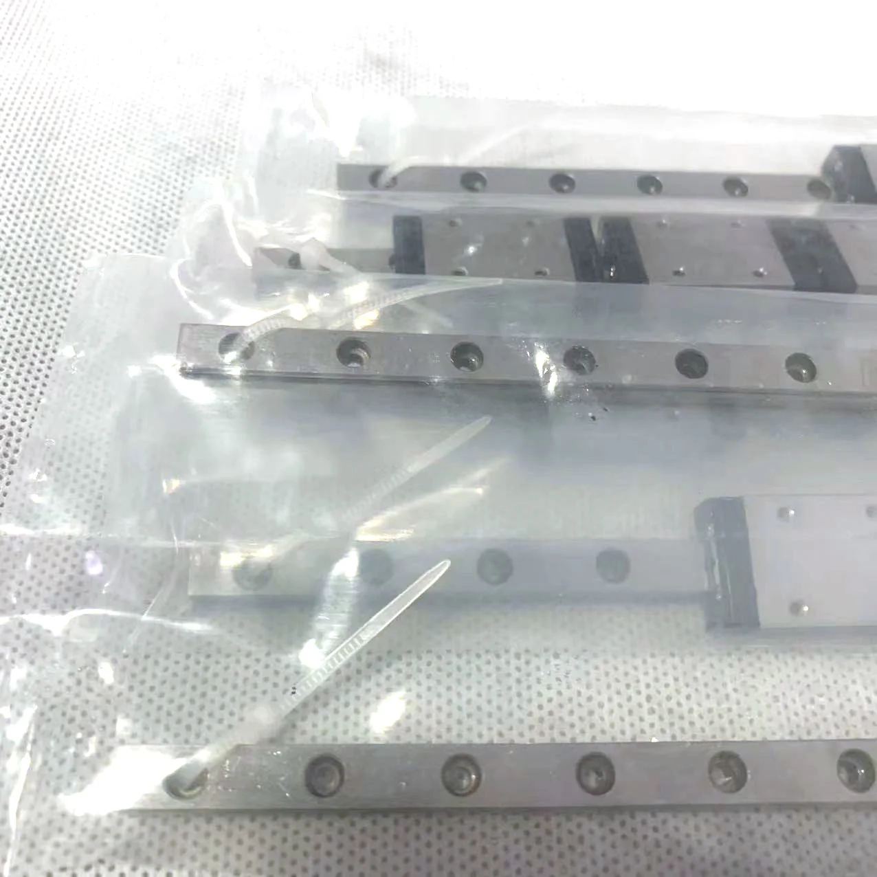 Taiwan Abba Linear Guide Brh20bl, Brh25bl for CNC Router low price high quality