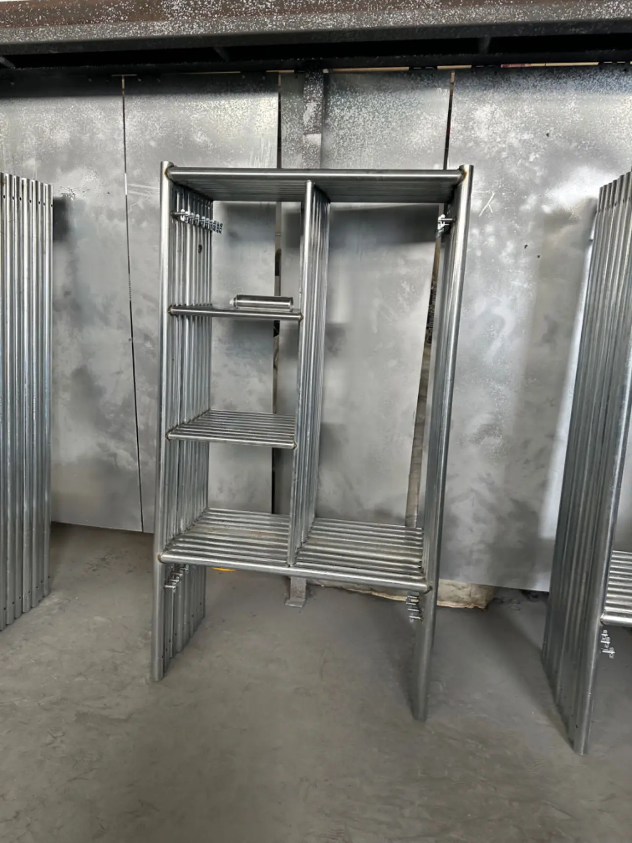 Manufacturing of Metal Adjustable Layher Andamio Scaffolding
