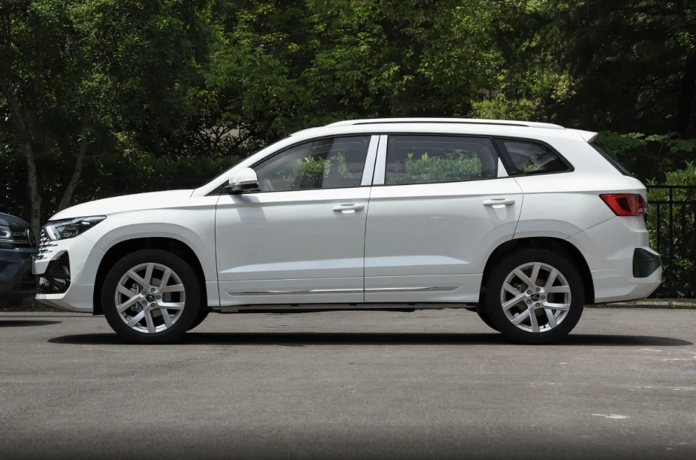 Лидер продаж 2024 VW Je tta Vs7 новый бензиновый автомобиль 1 4 т 150 л.с. L4 Средний внедорожник 2wd 5 мест Volks wagon jtta