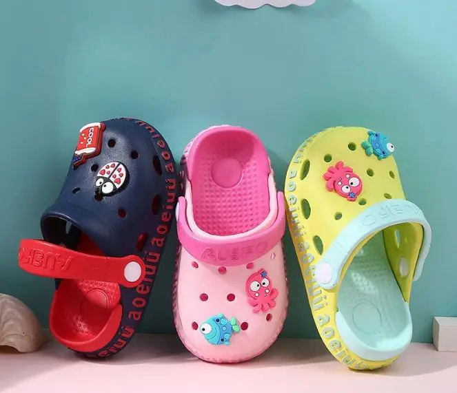 2021 cute children kids clogs boys & girls slides cartoon sandals flats soft indoors slippers summer closed toe beach
