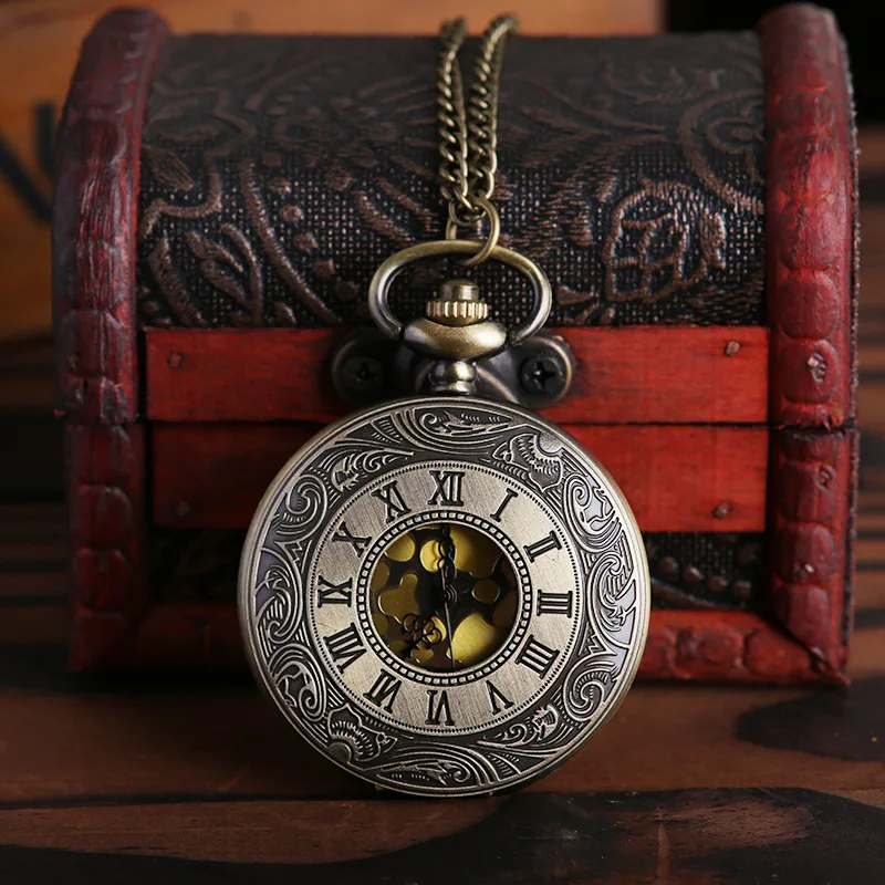 Large Hollow Quartz Pocket Watch Fine Chain Hollow Woman Hat Poker Card Pocket Watch Roman Pocket Watch