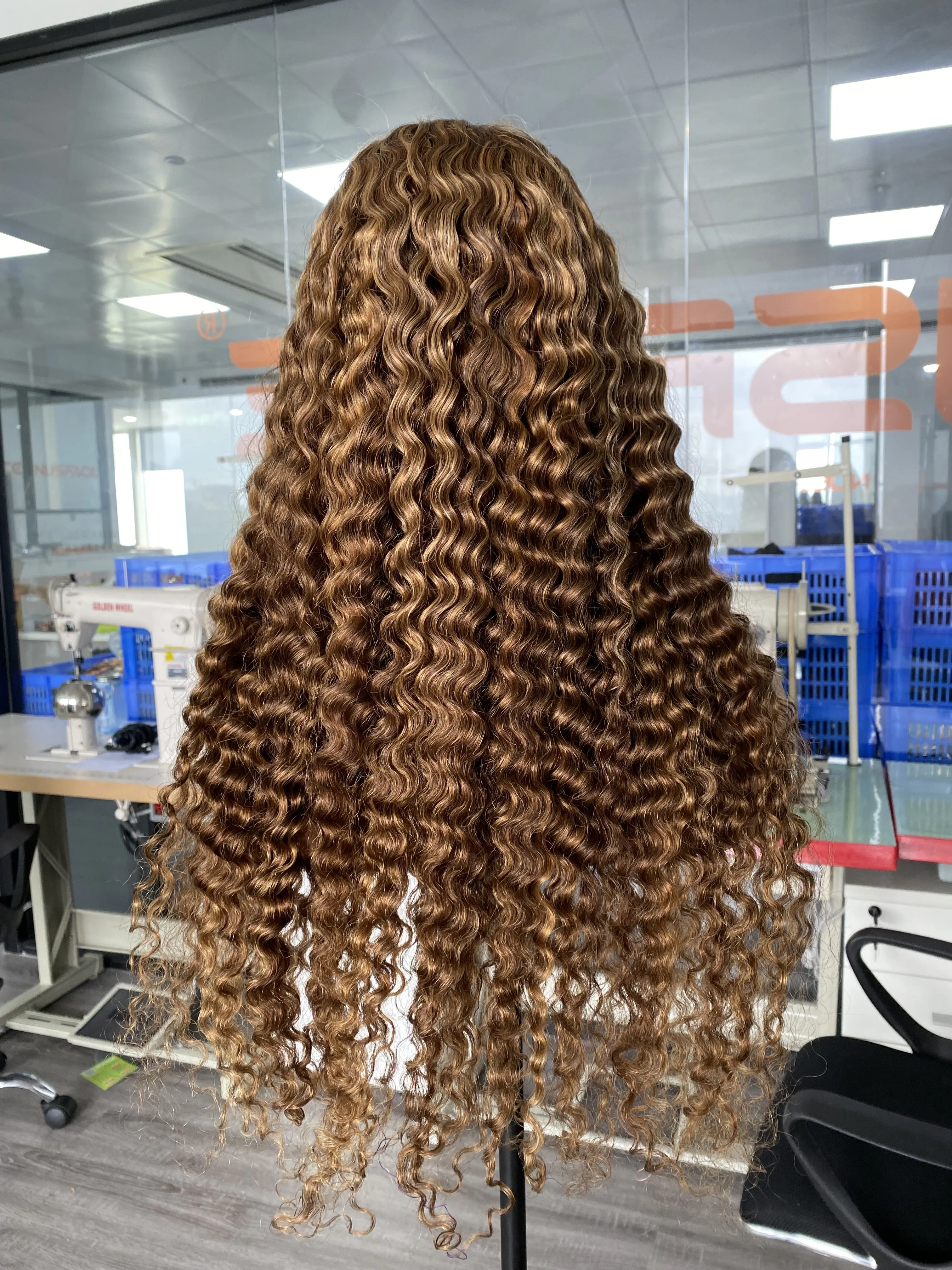 30 32 Inch Highlight Ombre 13x6 Lace Frontal Wig Curly Human Hair Wigs P4/27 Colored 4x4 Deep Wave Lace Closure Wigs For Women