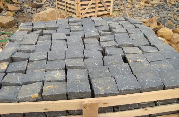 Grey Natural Machine Cut Flamed Stone Step Basalt Paving Stones for Garden Yard Park Sidewalk Driveway