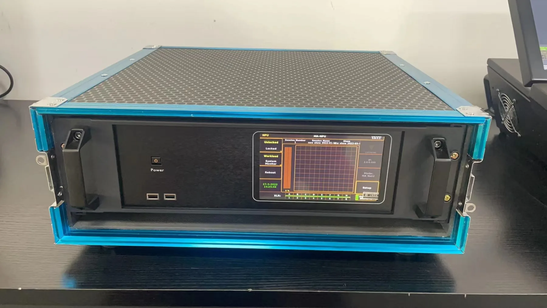 Fine Line FNPU-8 more 8 DMX outputs connect with the lighting consoles