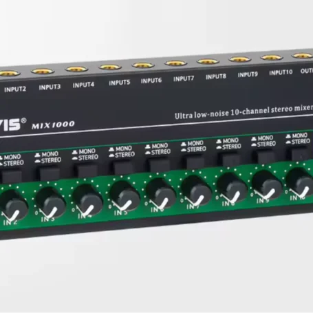 10-канальный аудиомикшер