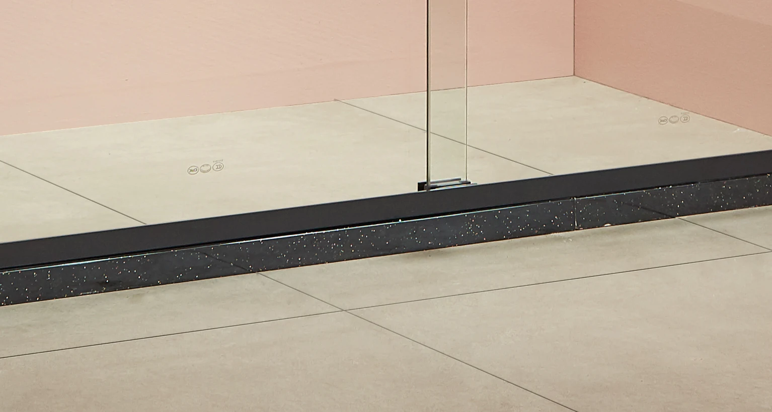 Durable and strong stainless steel frame tempered glass sliding shower room