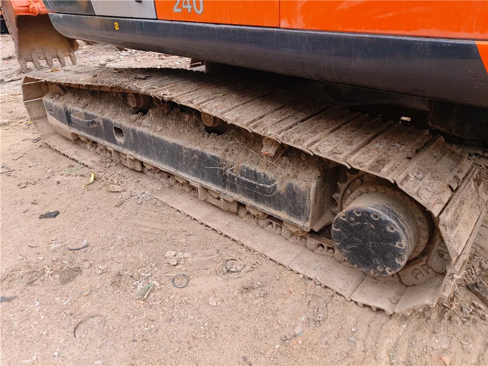 Hitachi ZX240 second-hand  excavator used machine powerful shipping fast supply wholesale