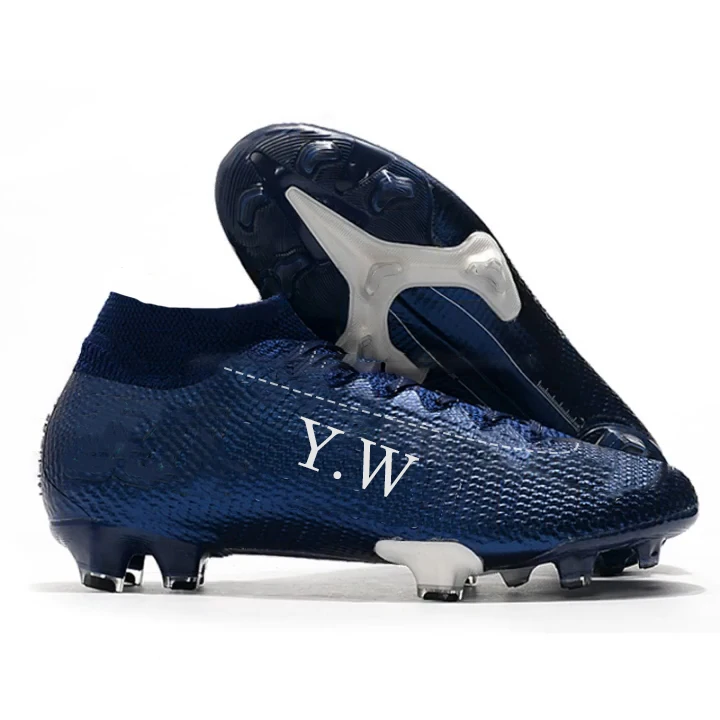 Hot Sale Design Men Indoor Rubber Soccer Shoes Football Shoes Flywoven Upper Brand Shoes