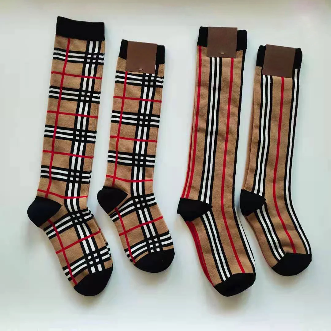 
Wholsale Fashion Cotton Custom Designers Knee High Long Stripe Plaid B Socks for Kids 