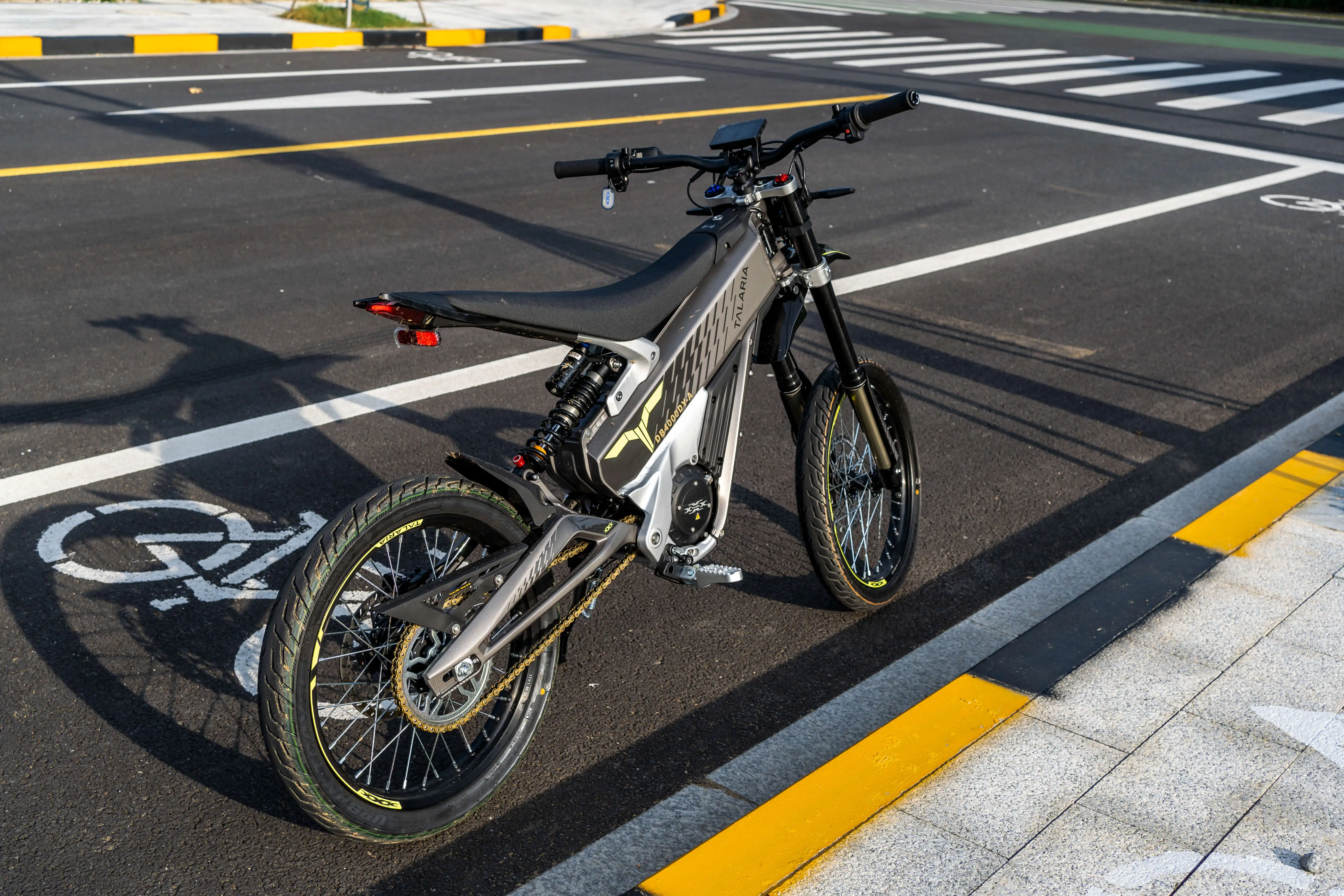 Заводская распродажа электрический внедорожник TALARIA XXX 6500 Вт 40 А · ч горный электровелосипед с напряжением 60 В ЕС/США склад новый мотоцикл