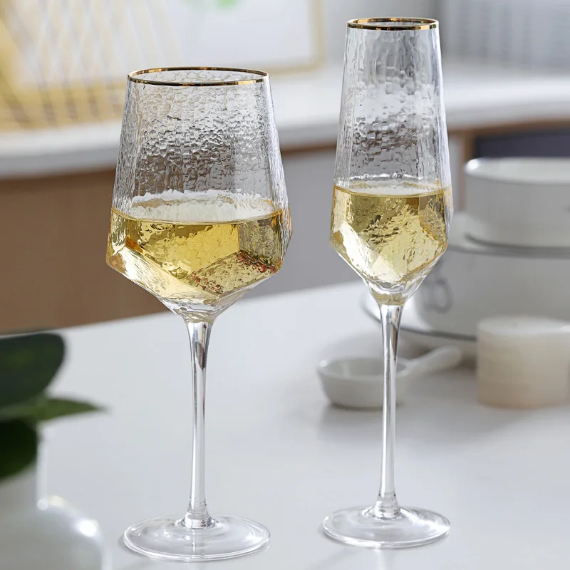 New Creative Customized Logo and Color Vintage Hammer Stem Wine Glass and Tumbler Champagne Glass for Weeding Party Glassware