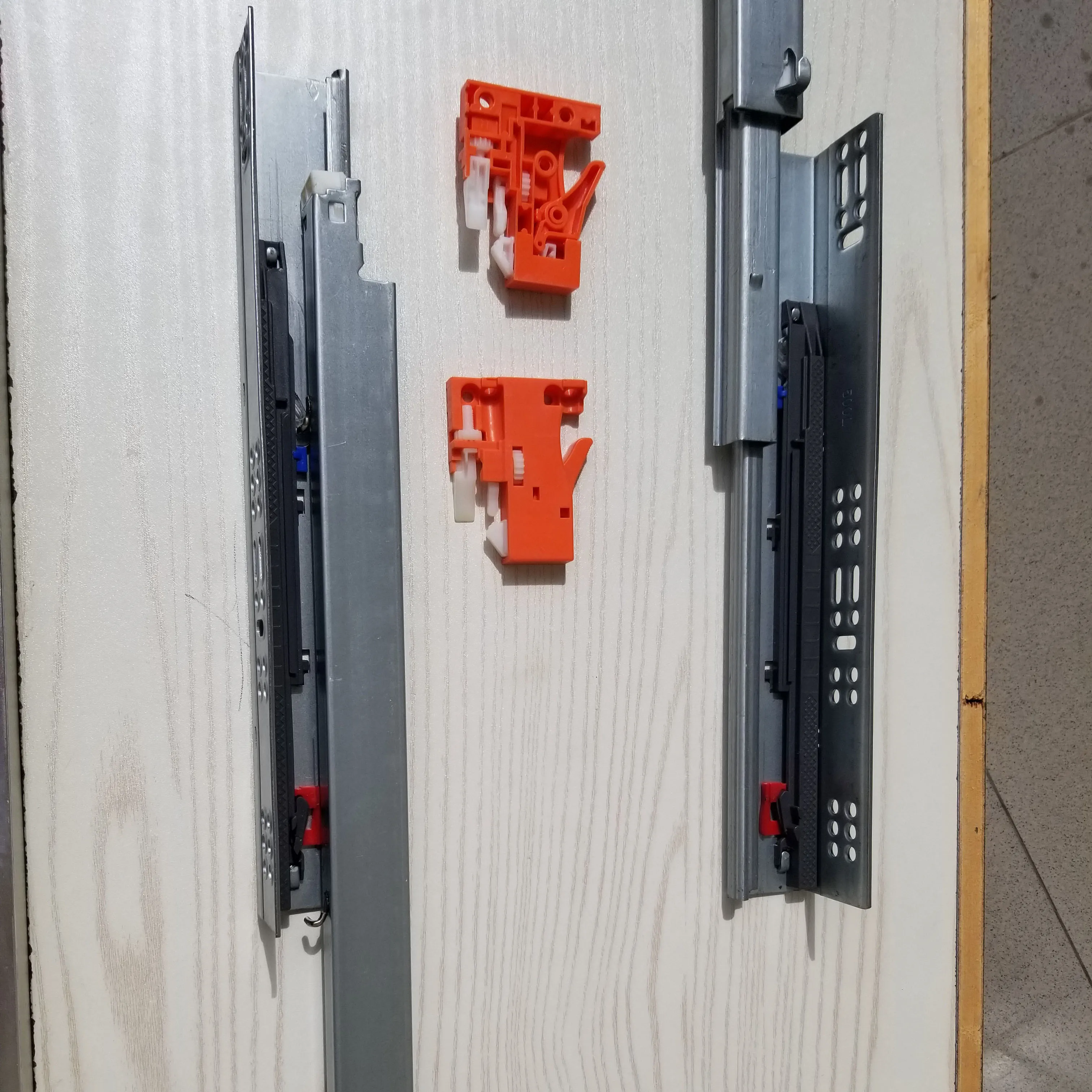 Фурнитура для мебели многофункциональные направляющие открытия мягких закрытых скрытых слайдов