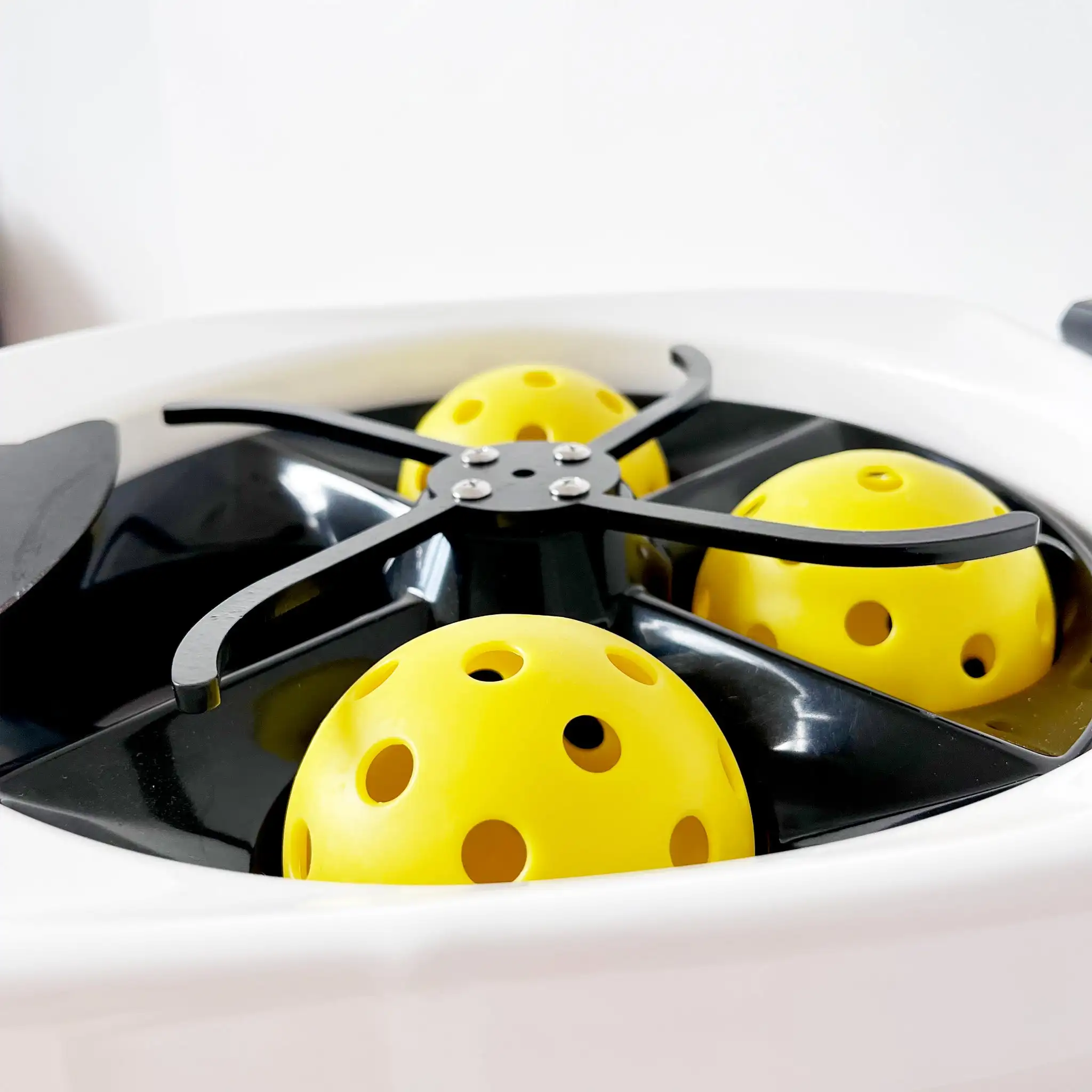 Factory Ball machine tennis training equipment tennis pickleball machine ball training Machine automatic Tennis Ball Launcher