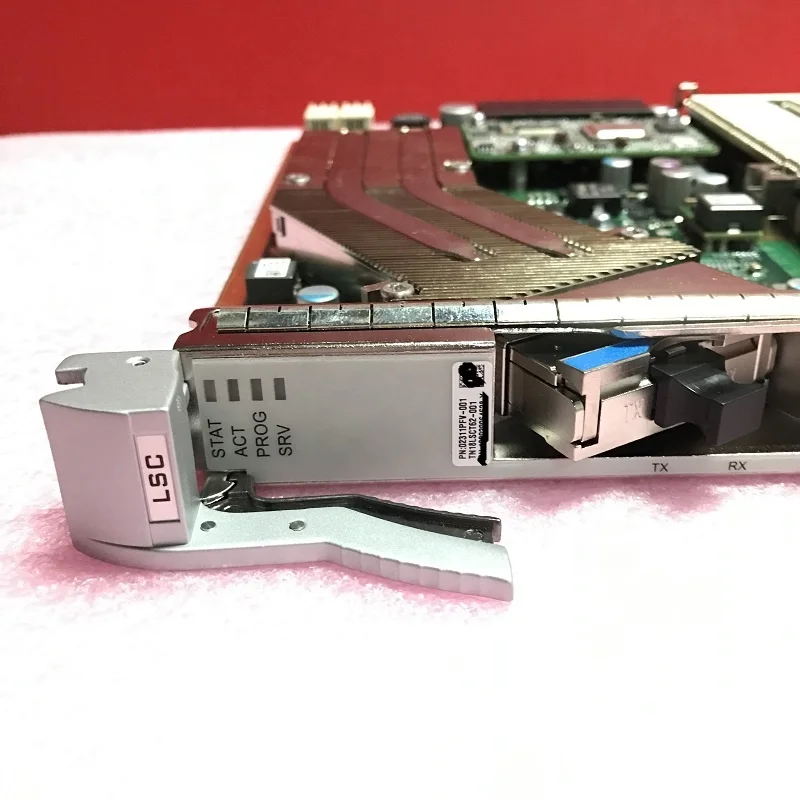 Плата 03032DAU TN18LSCT5U TN18LSC Huawei LSC OSN 9800 UPS 100G