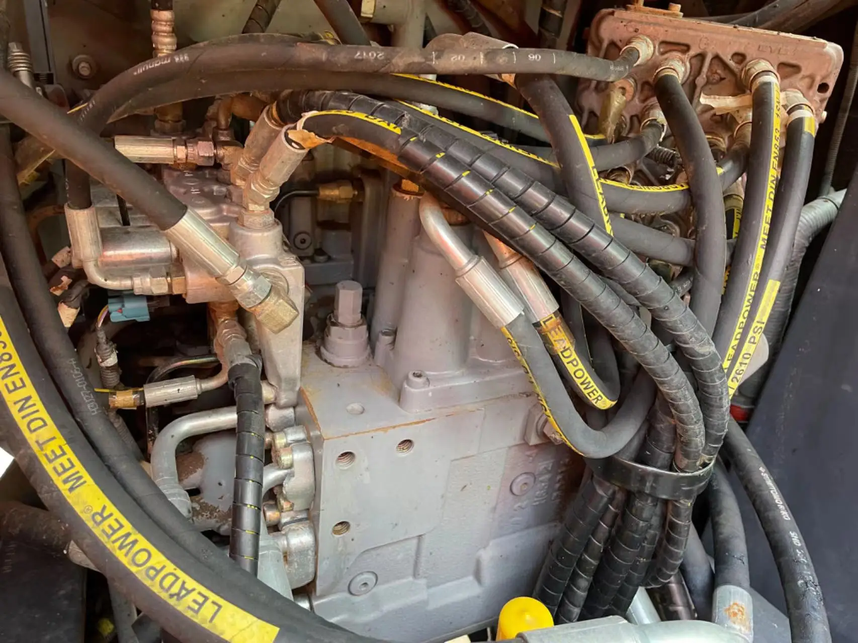 Hitachi ZX130-5A 99% New cheap price in Stock excellent condition Durable Crawler Excavator Caterpillar Kobelco Used Excavator