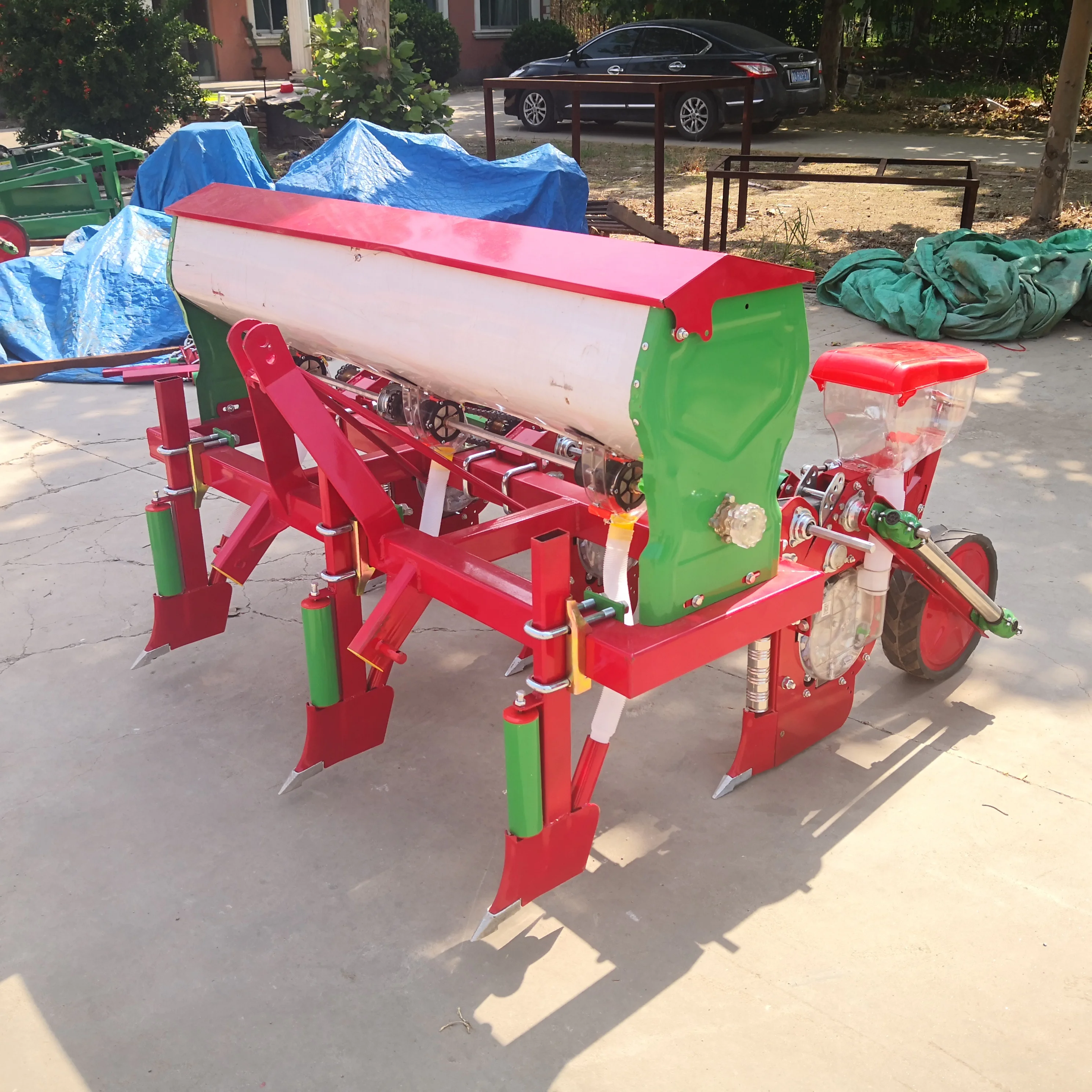 Tractor 3-point 3rows 4rows precision corn seeder planter planting machine for hot sale