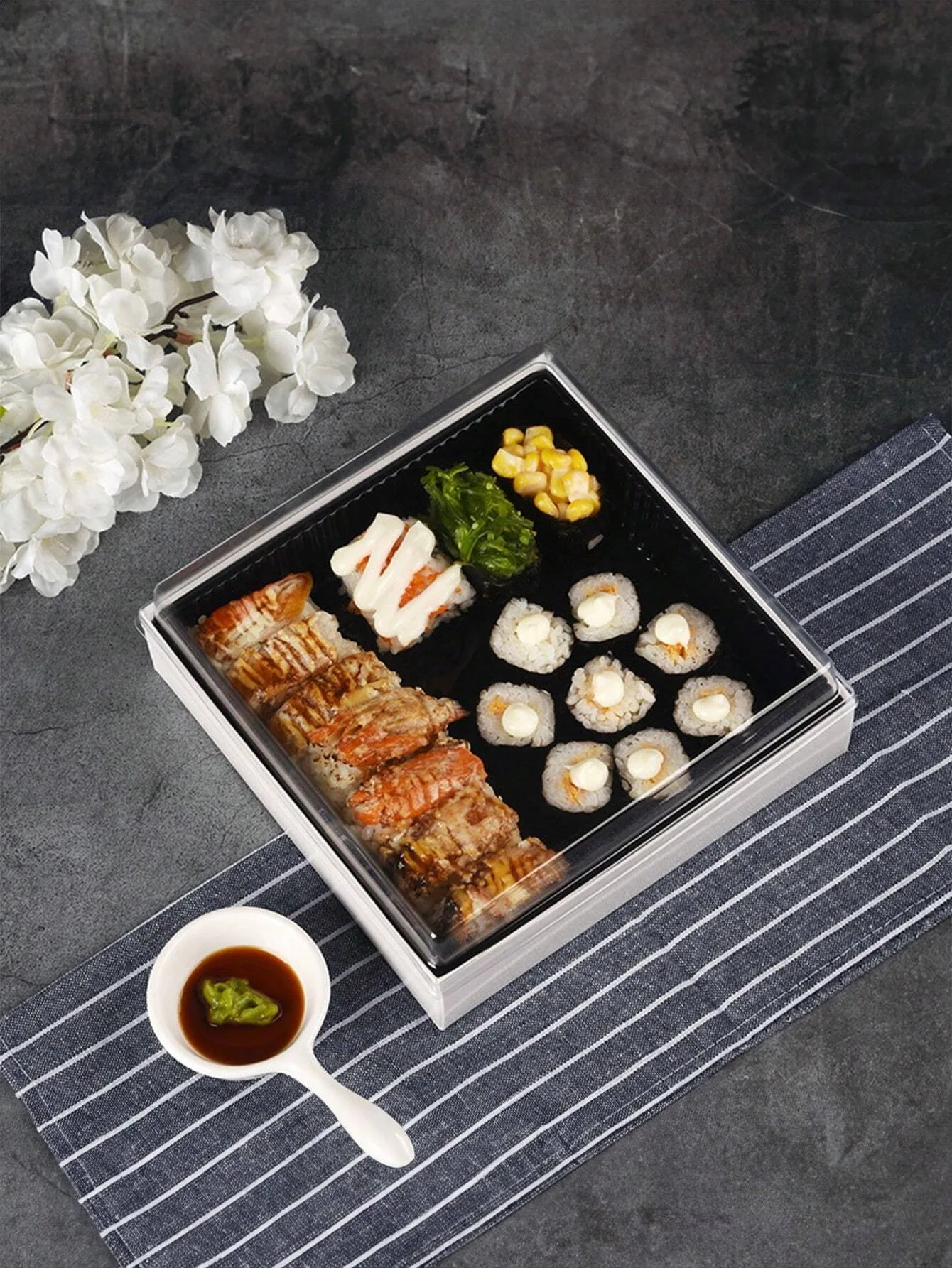 Sushi Dessert Packaging Box, Tiramisu Mousse Cake Bento Box, Light Meal Japanese Food Container