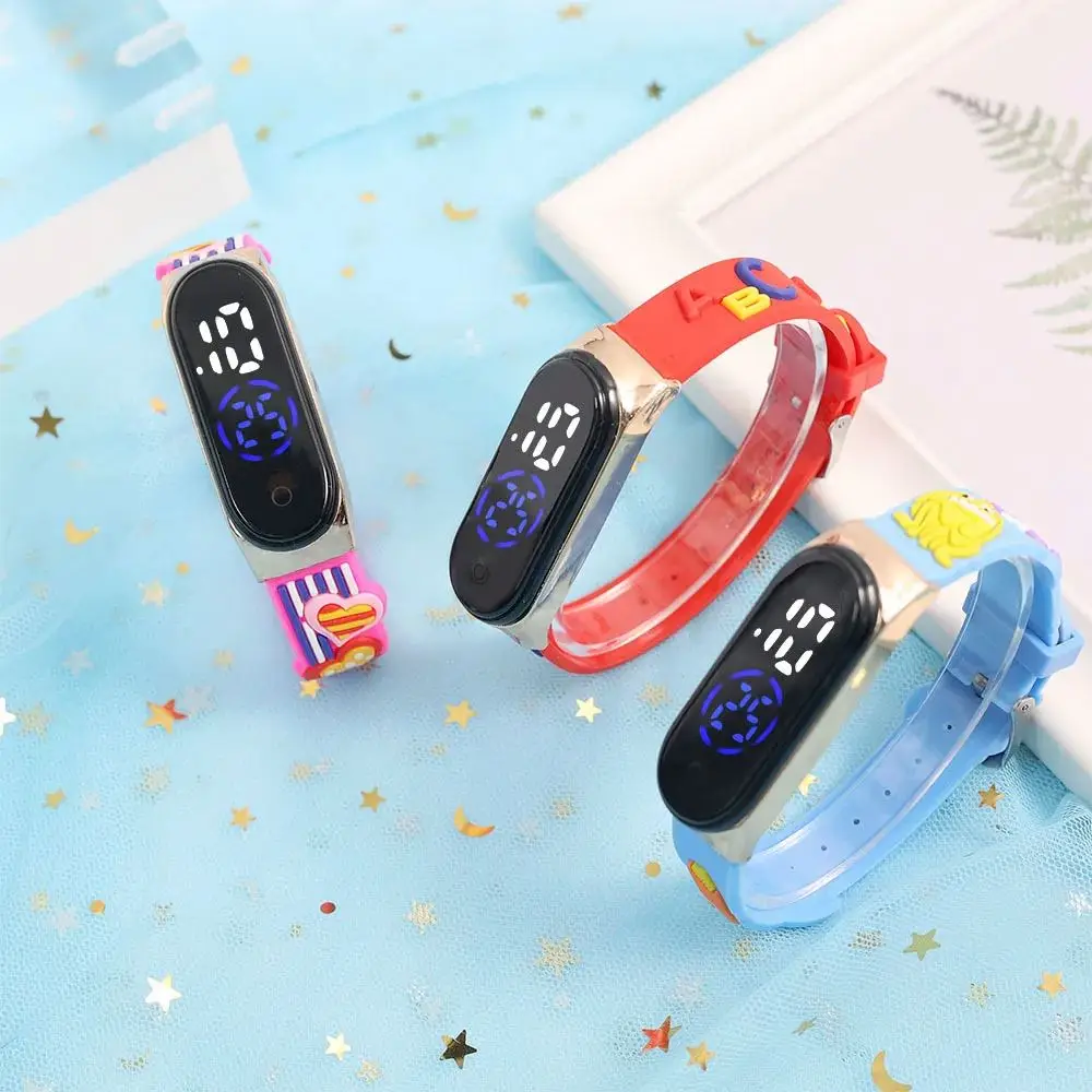 Newly Child 3D Cartoon Animals Watch Led Watches Kids Bracelet Children Kids Touchscreen Reloj Digital Watch