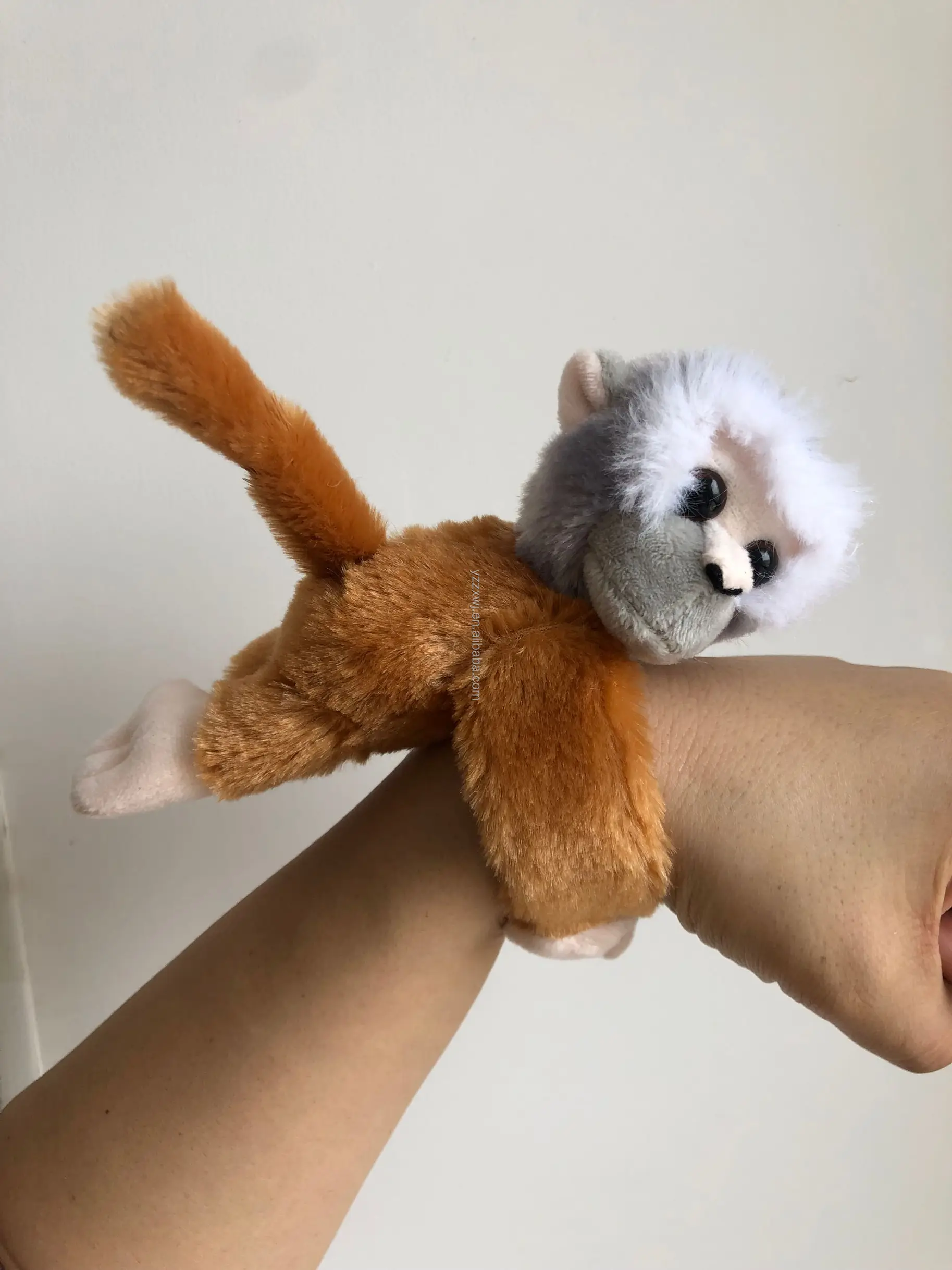 Huggers turtle Plush  Slap Bracelet Stuffed Animal  Kids Toys  8-9 inches Customeizd Plush monkey stuffed animal toys