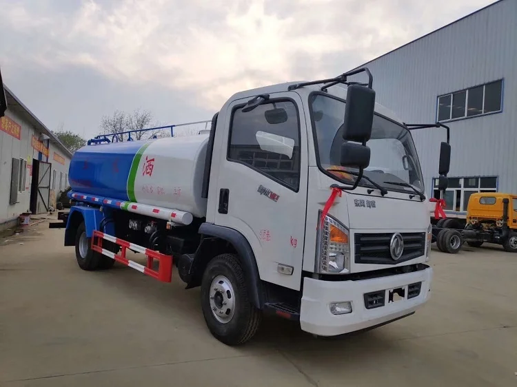 
Watering Vehicle 10000 Liter Capacity Water Transporting Tank Truck 