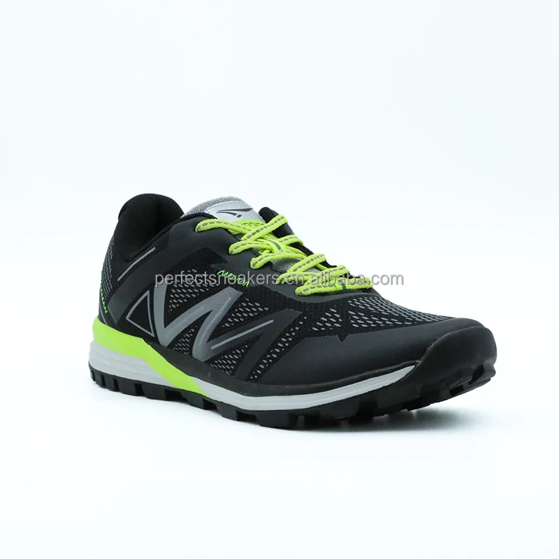 Fashion Light Color Laces Safe Reflective Stripe Free Design Logo Anti Slip Sole Breathable Running Sneakers