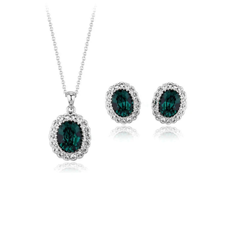 Fashion simple European, American, Japanese and Korean inlaid Austrian crystal exquisite set Korean ear stud collarbone necklace