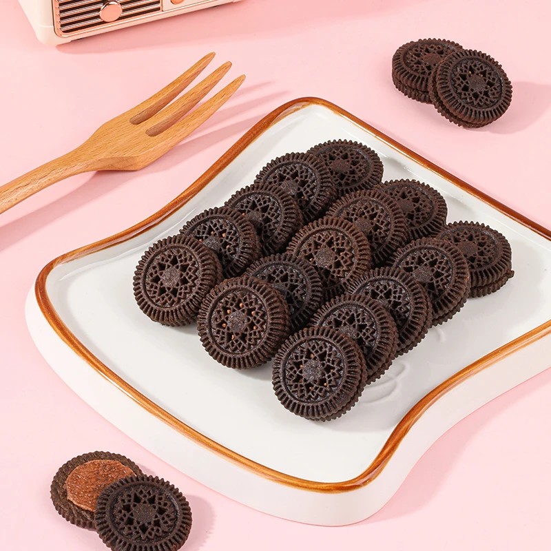 Delicious snack 268g sandwich little black cookies three flavored chocolate and milk fruit filled biscuits