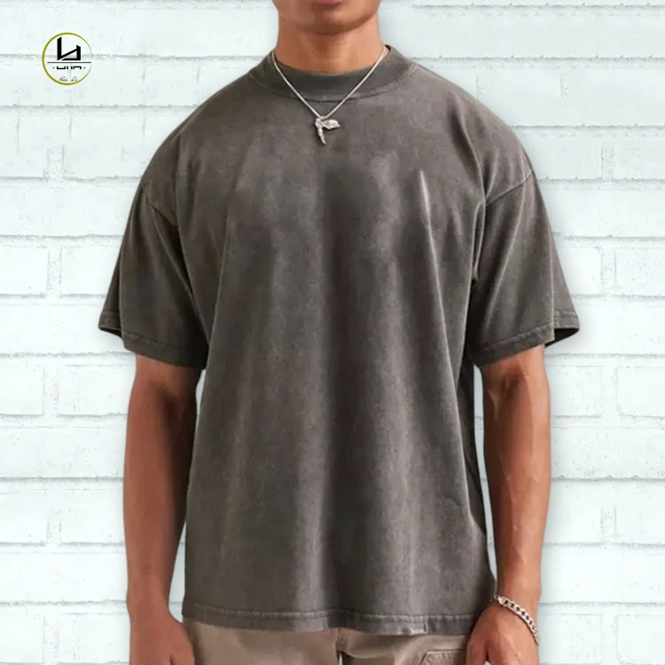 Heavy  weight 100% cotton oversized fit crewneck short sleeve jersey acid wash vintage t shirt