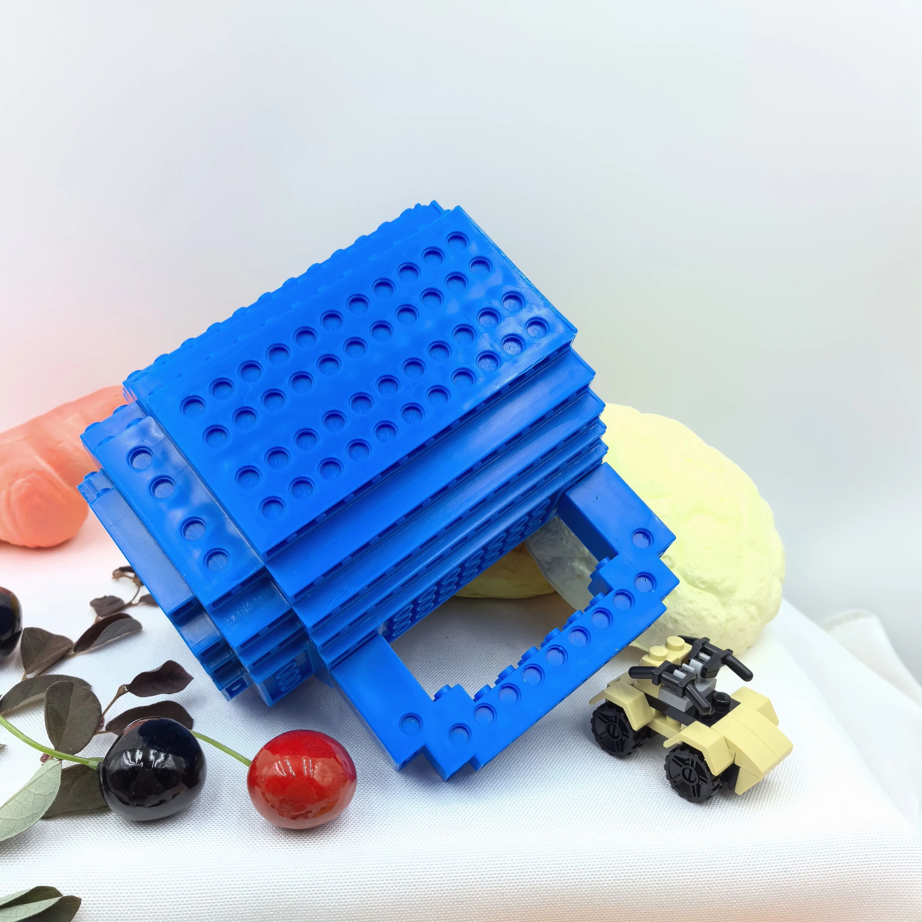 Build-on Brick Coffee Mug Funny DIY Novelty Cup with Building Blocks Creative for Kids Men Women Xmas Birthday
