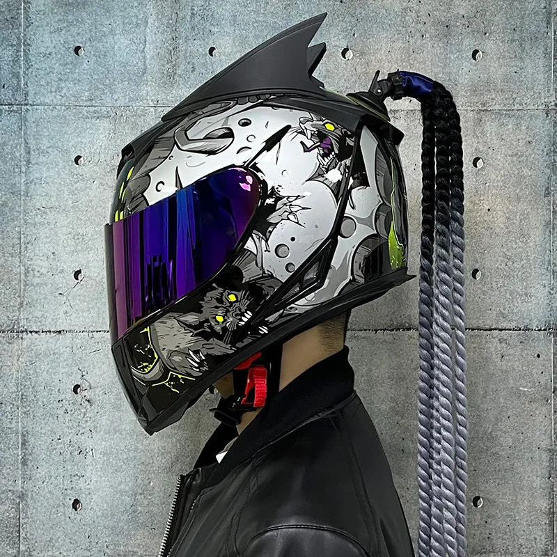 NEI-LFY296 Carbon fiber motorcycle helmets full face cover flip up accessories helmet for men with classic retro smart