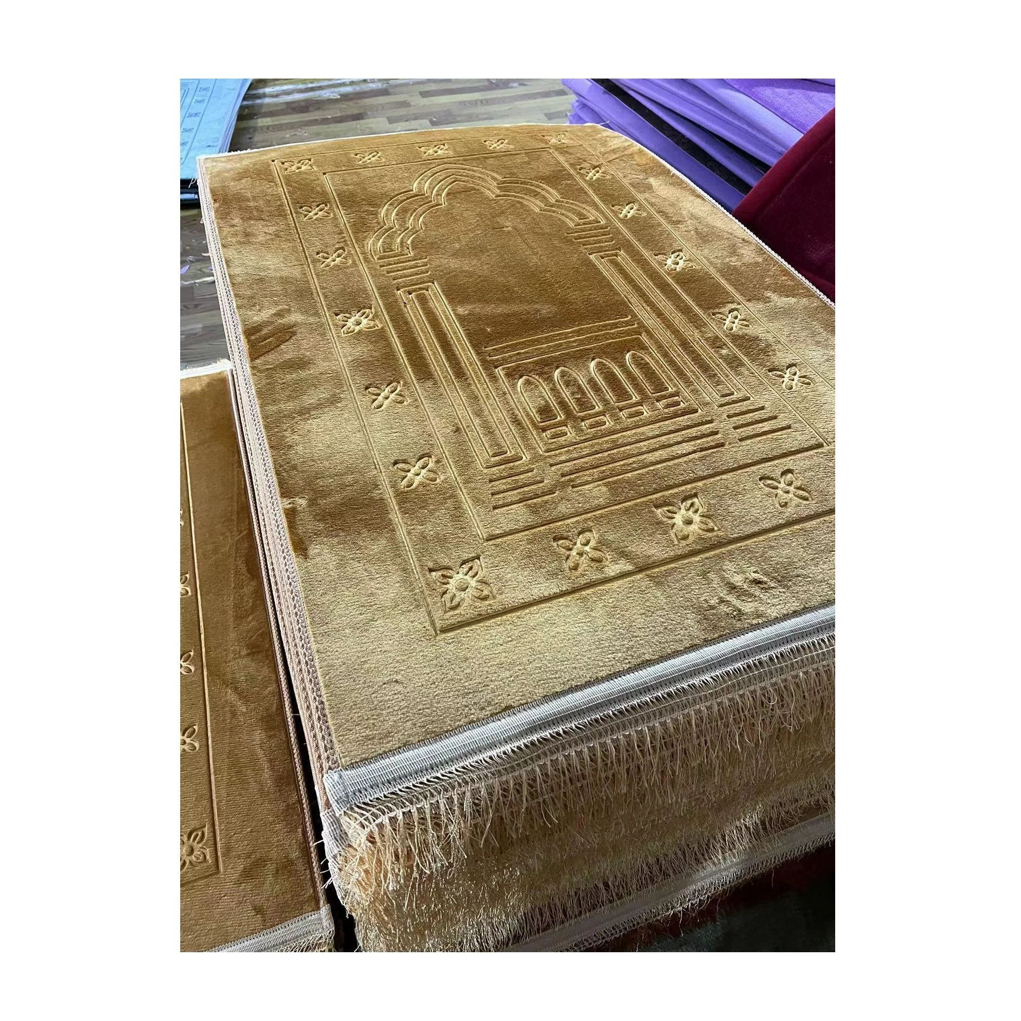 Hot Sell Pray Muslim Portable Prayer Rug outdoor and travel Islamic Sejadah for Arab carpets and rugs  praying mat Rug