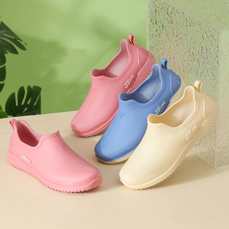 Green Manufacturing All Season Use Lightweight Design Fashion Galoshes Waterproof Rain Shoes