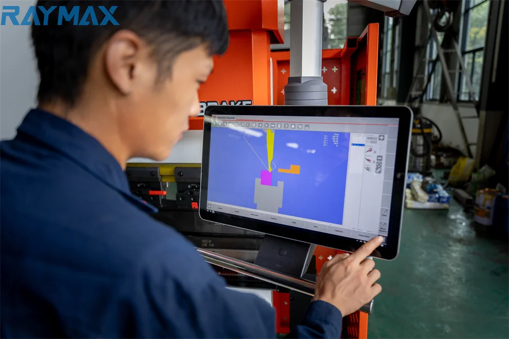 Global Supply Hydraulic Press Brake 4+1 Axis CNC Steel Bending Machine Metal Sheet Folding Bending Hydraulic CNC Press Brake