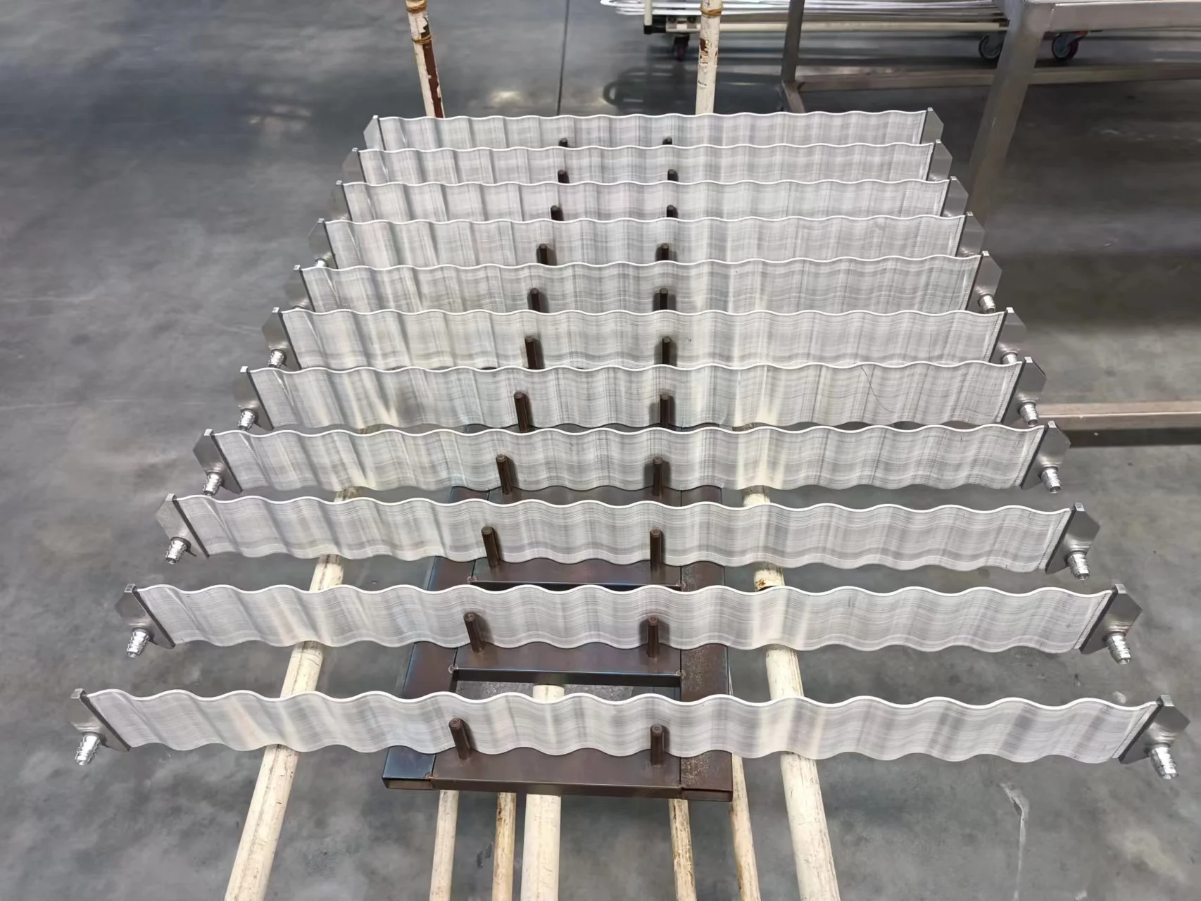 battery cooling snake tube heat exchanger