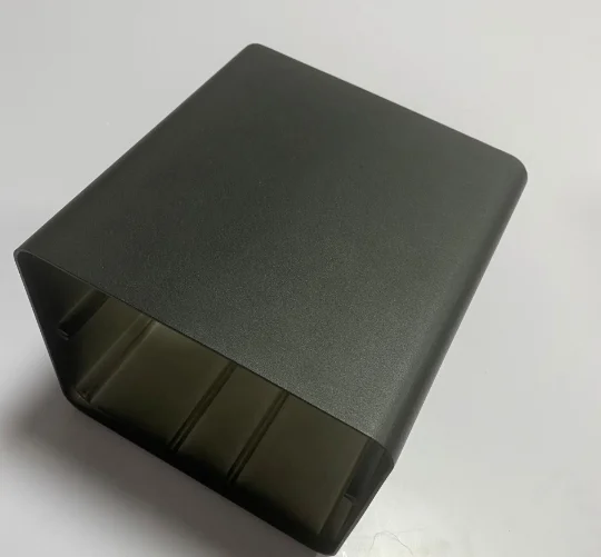 Custom-made extruded shell of anodized aluminum profile